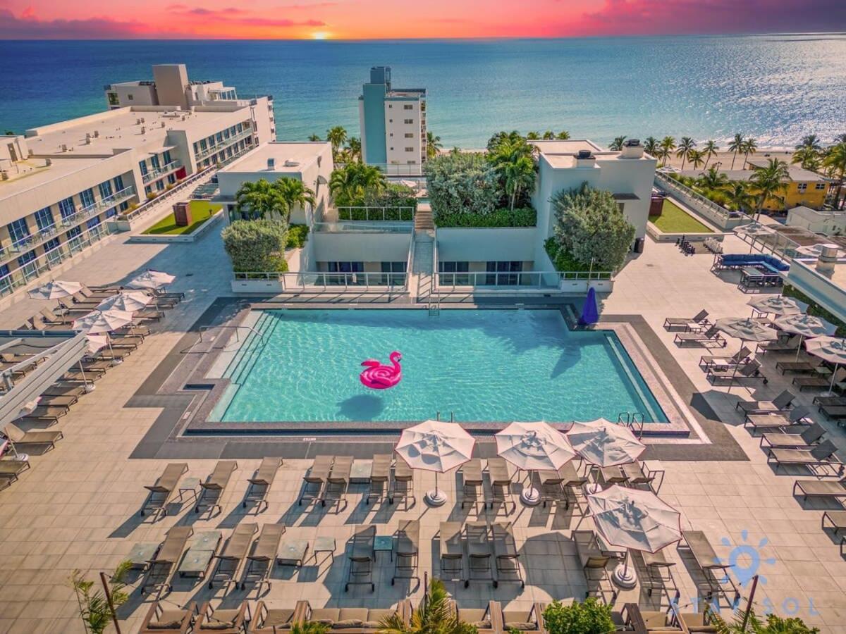 Apartment With Bay View Balcony - Pool - Up To 6 - Gym Hollywood Kültér fotó