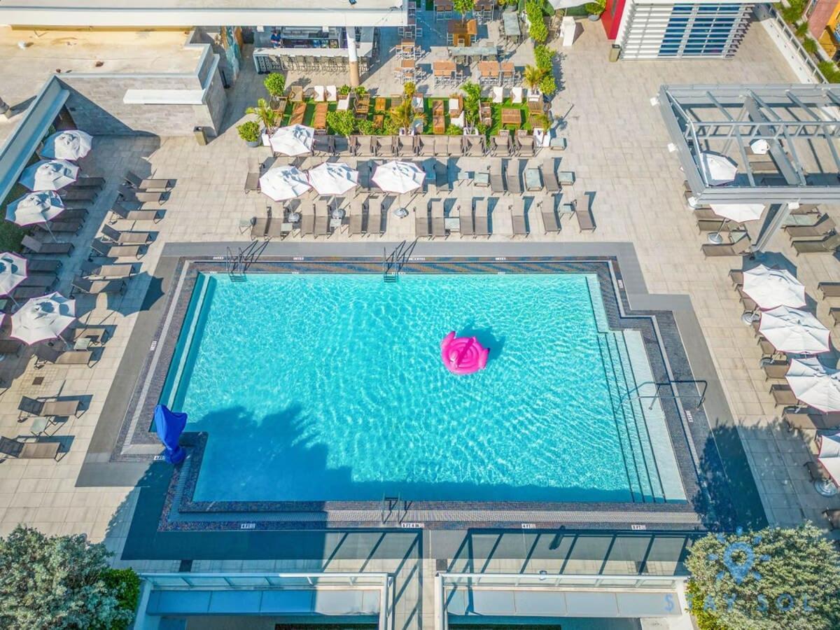Apartment With Bay View Balcony - Pool - Up To 6 - Gym Hollywood Kültér fotó