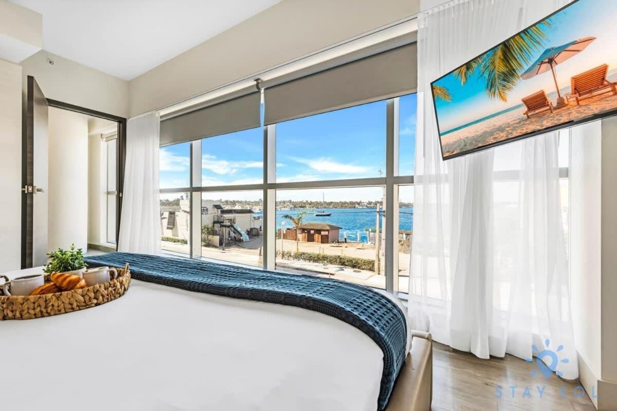 Apartment With Bay View Balcony - Pool - Up To 6 - Gym Hollywood Kültér fotó