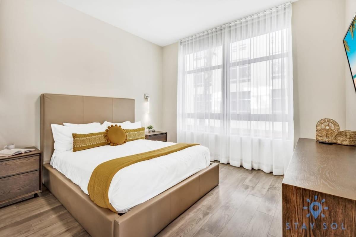 Apartment With Bay View Balcony - Pool - Up To 6 - Gym Hollywood Kültér fotó