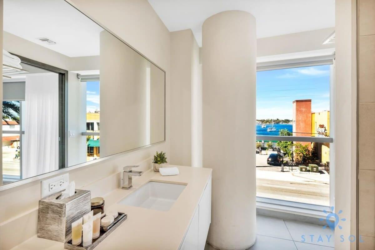 Apartment With Bay View Balcony - Pool - Up To 6 - Gym Hollywood Kültér fotó